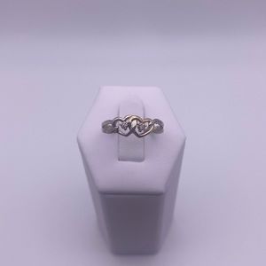 10k yellow and white gold Diamond heart ring